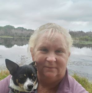 Meet your Posher, Clydette